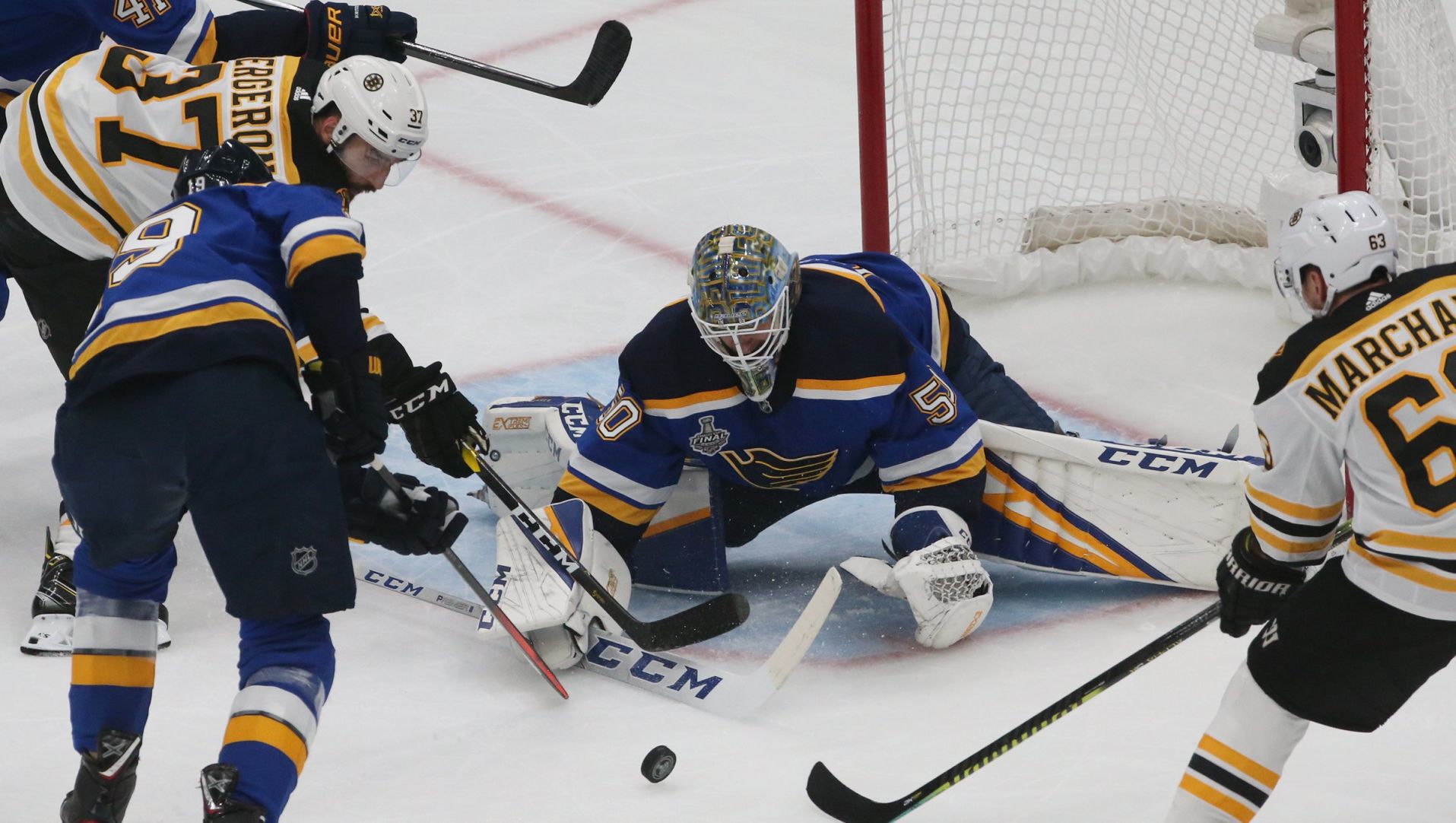 Blues skate in critical Game 6 of the Stanley Cup Final